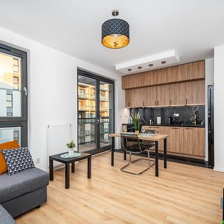 Apartamento Apart D&K Free Parking Marcina Kasprzaka 29C Varsovia Exterior foto