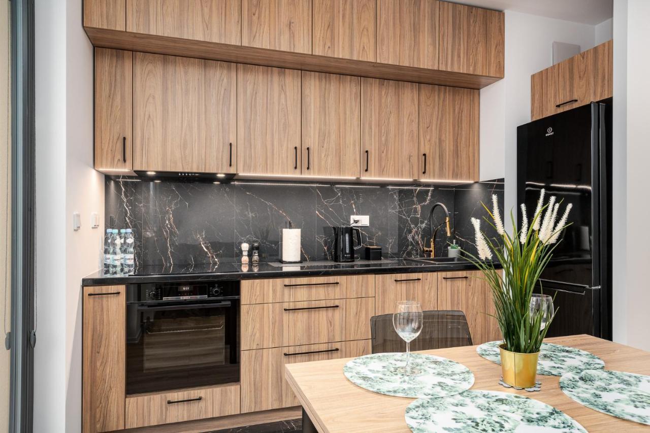 Apartamento Apart D&K Free Parking Marcina Kasprzaka 29C Varsovia Exterior foto